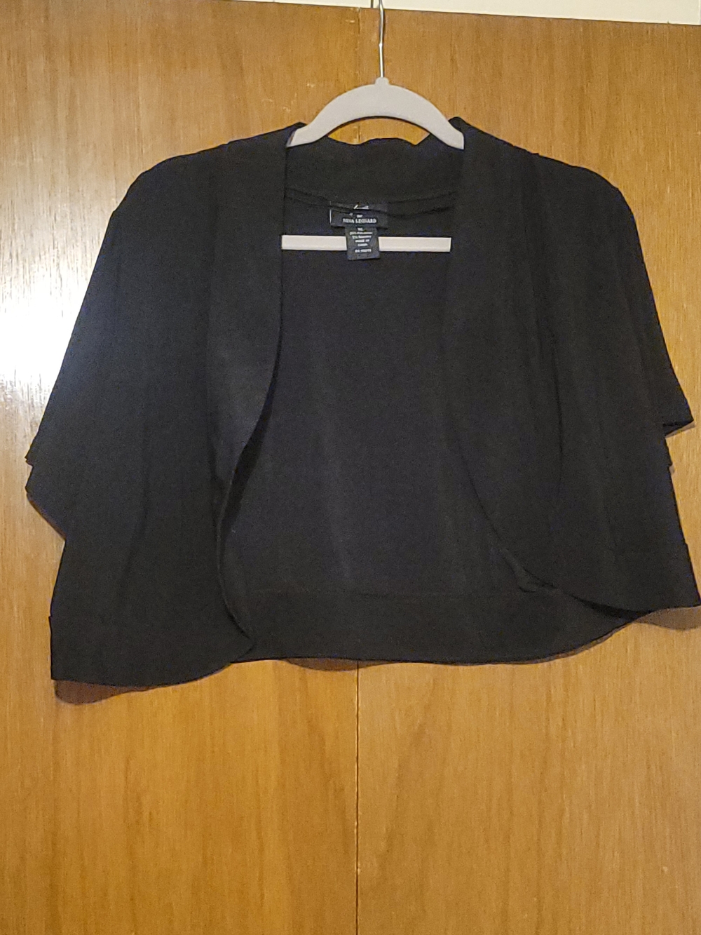 Nina Leonard Black Cropped Draped Open-Front Shrug